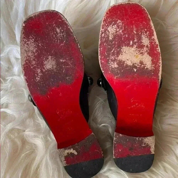 Christian Louboutin Octavian Black Mule Shoes - Picture 5 of 9